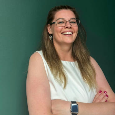 Żaneta, receptionist och patientkoordinator på Klöver Tandvård